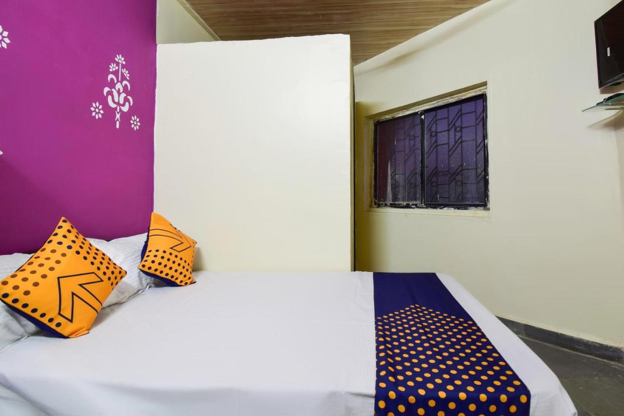 Spot On 66795 Hotel Abhijeet Otur Екстер'єр фото