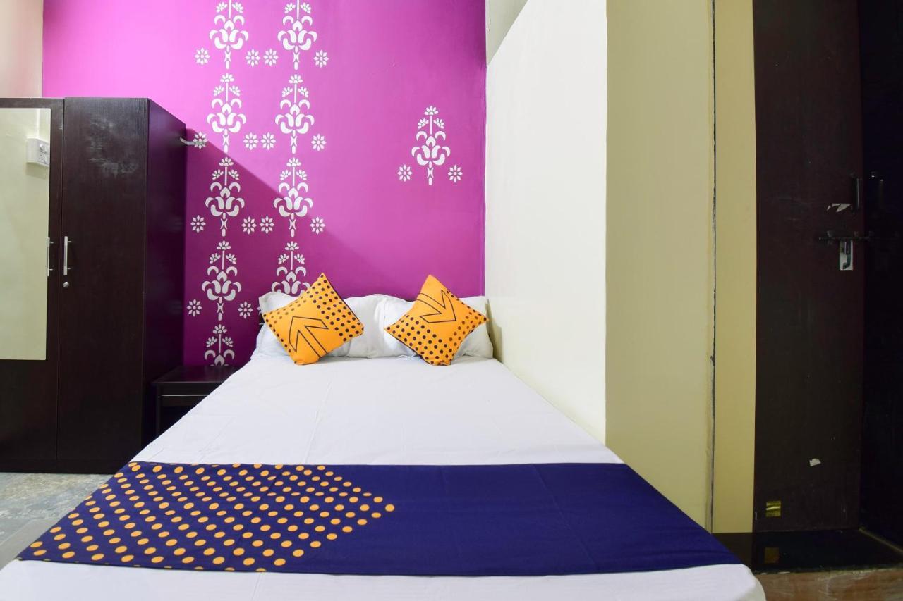 Spot On 66795 Hotel Abhijeet Otur Екстер'єр фото