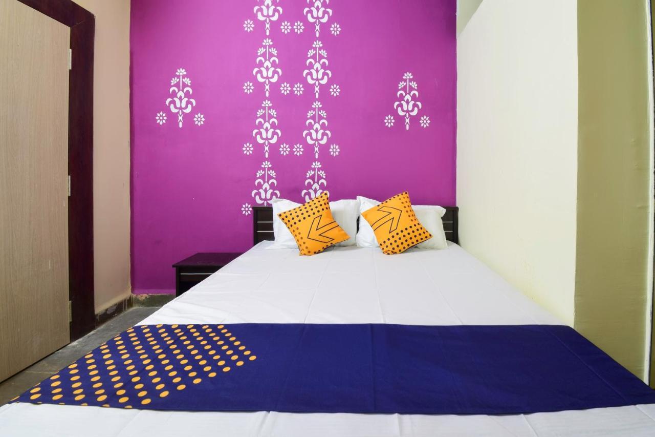 Spot On 66795 Hotel Abhijeet Otur Екстер'єр фото
